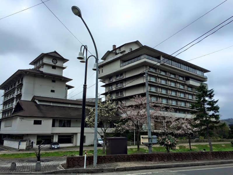 ホテル清風苑 新発田市 エクステリア 写真