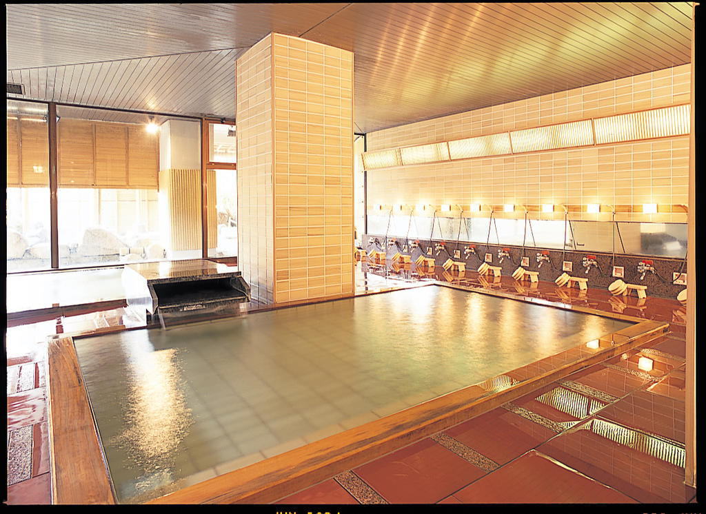 ホテル清風苑 新発田市 エクステリア 写真